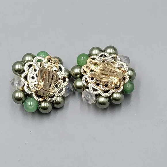 Vintage Green Cluster Bead Clip on Earrings 1" - Picture 6 of 6